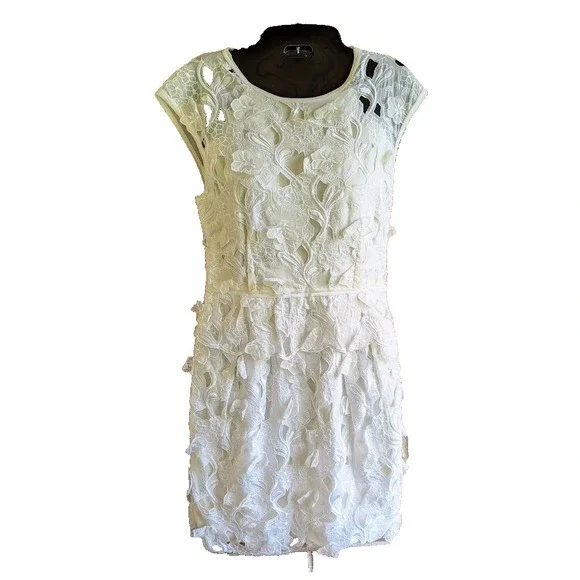 BCBG Maxazria Dress S Aveline Floral Embroidered Romantic Ethereal Dainty Resort - Picture 2 of 9